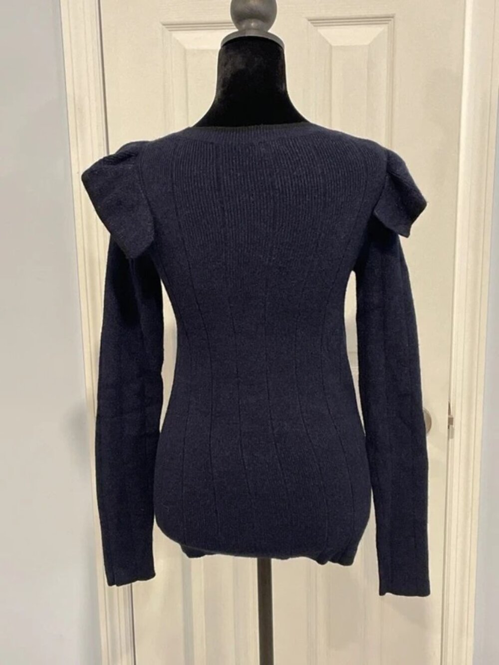 Hinge Women’s Navy Ruffle Front Ribbed Sweater S - Picture 2 of 5